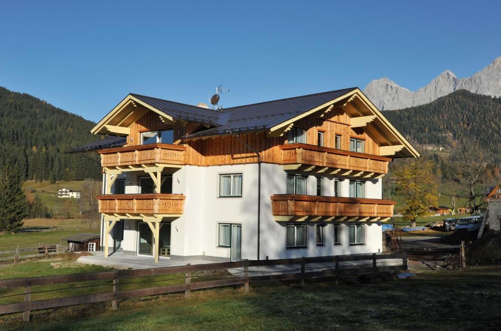 Luxus-Appartements Fosensteiner Ramsau am Dachstein Exterior photo